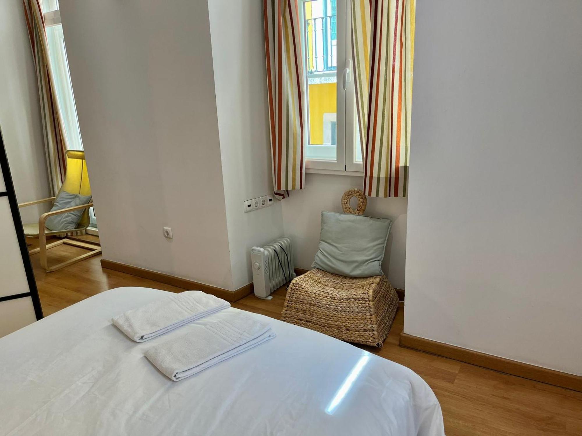 2 Bedroom Apartment - Bairro Alto Residence Лиссабон Экстерьер фото