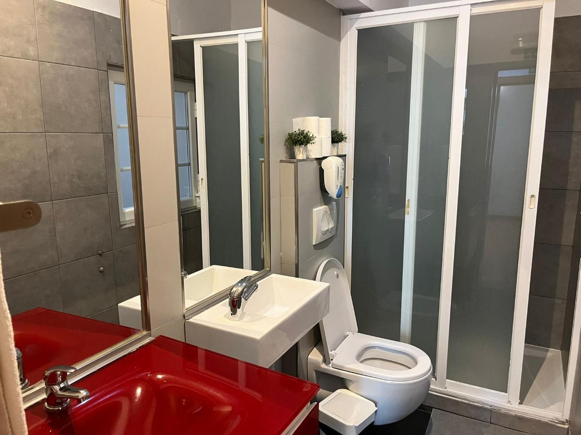 2 Bedroom Apartment - Bairro Alto Residence Лиссабон Экстерьер фото